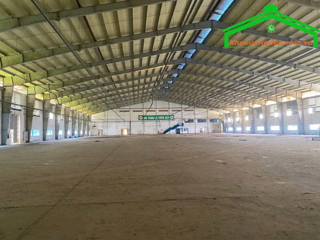 Cho thuê kho xưởng 5000m2 KCN Long Hậu, Long An