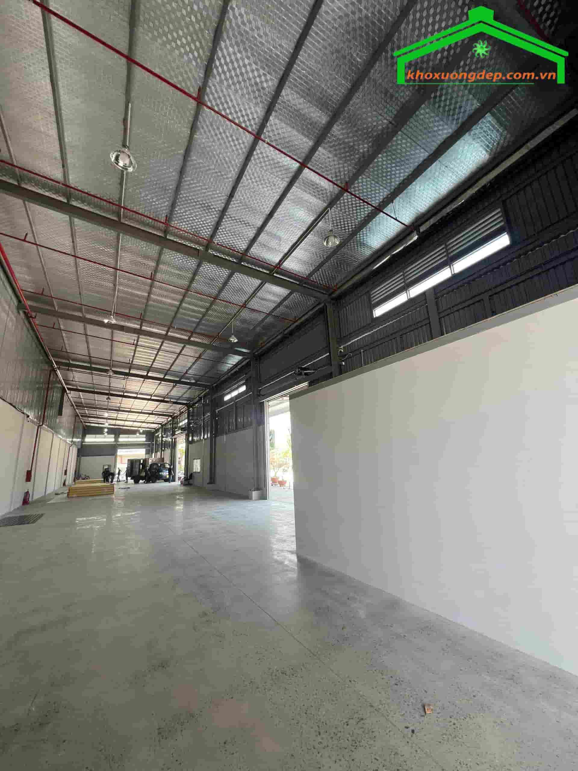 Cho thuê kho xưởng 1300m2 Nguyễn Cửu Phú, Bình Tân
