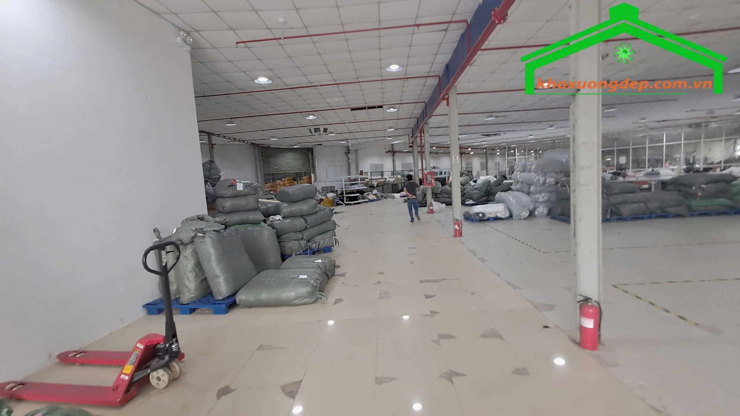 Cho thuê kho xưởng 3100m2 tại xã Tân Nhựt, TP.HCM