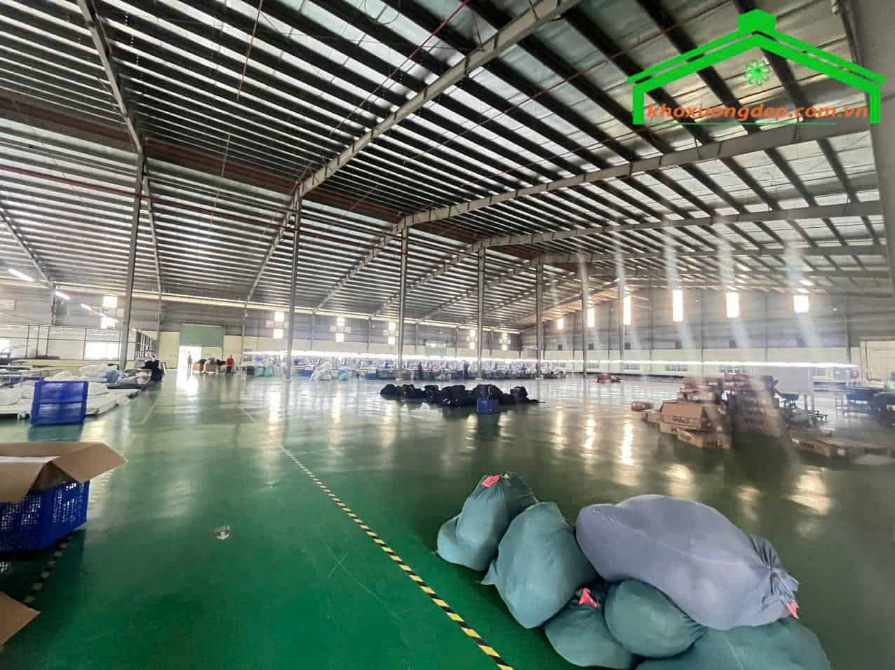 Bán nhà xưởng 180.000m2 trong KCN Bình Dương cũ