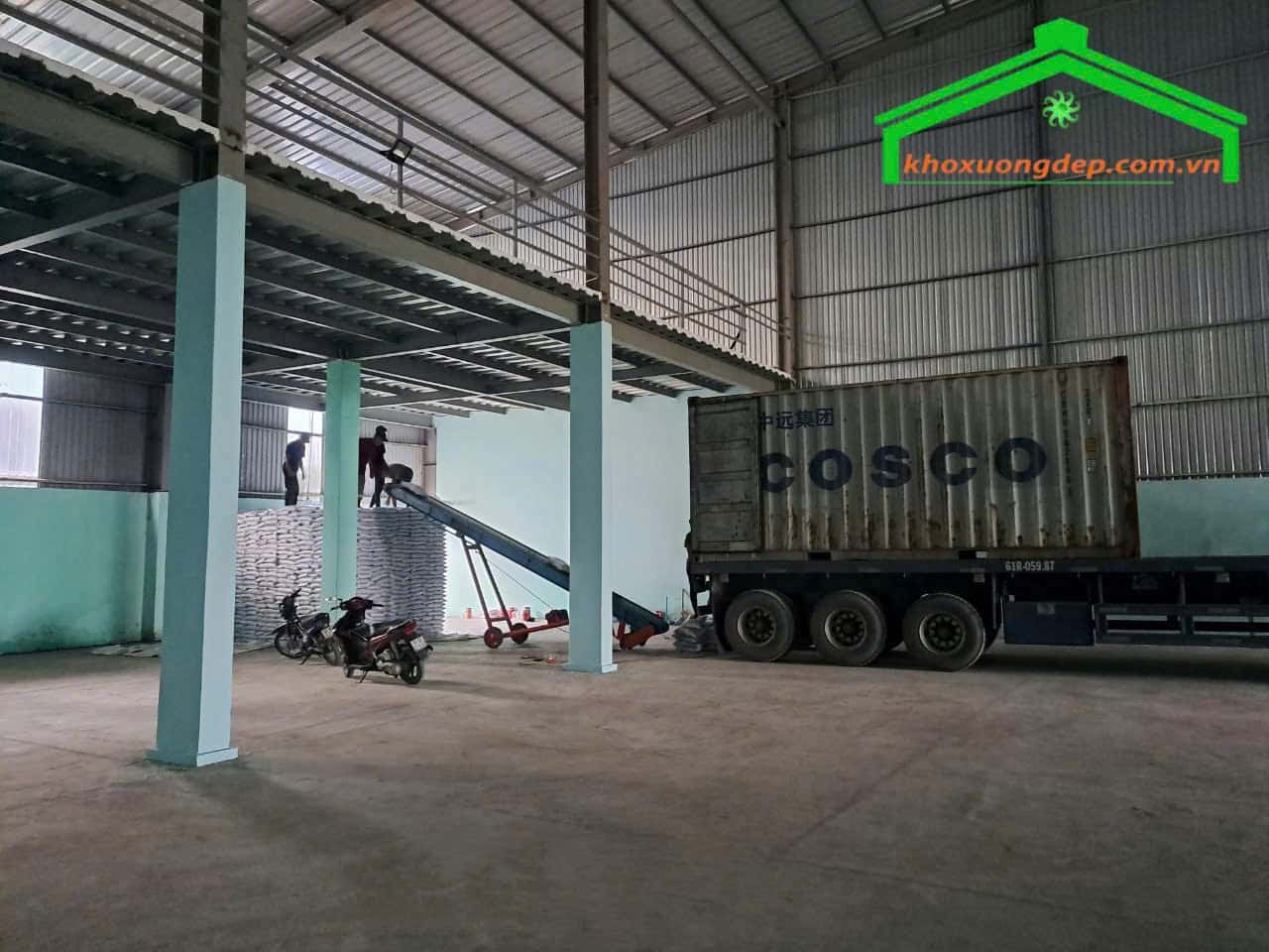 Bán nhà xưởng 1900m2 mặt tiền tại Đức Hòa, Tây Ninh