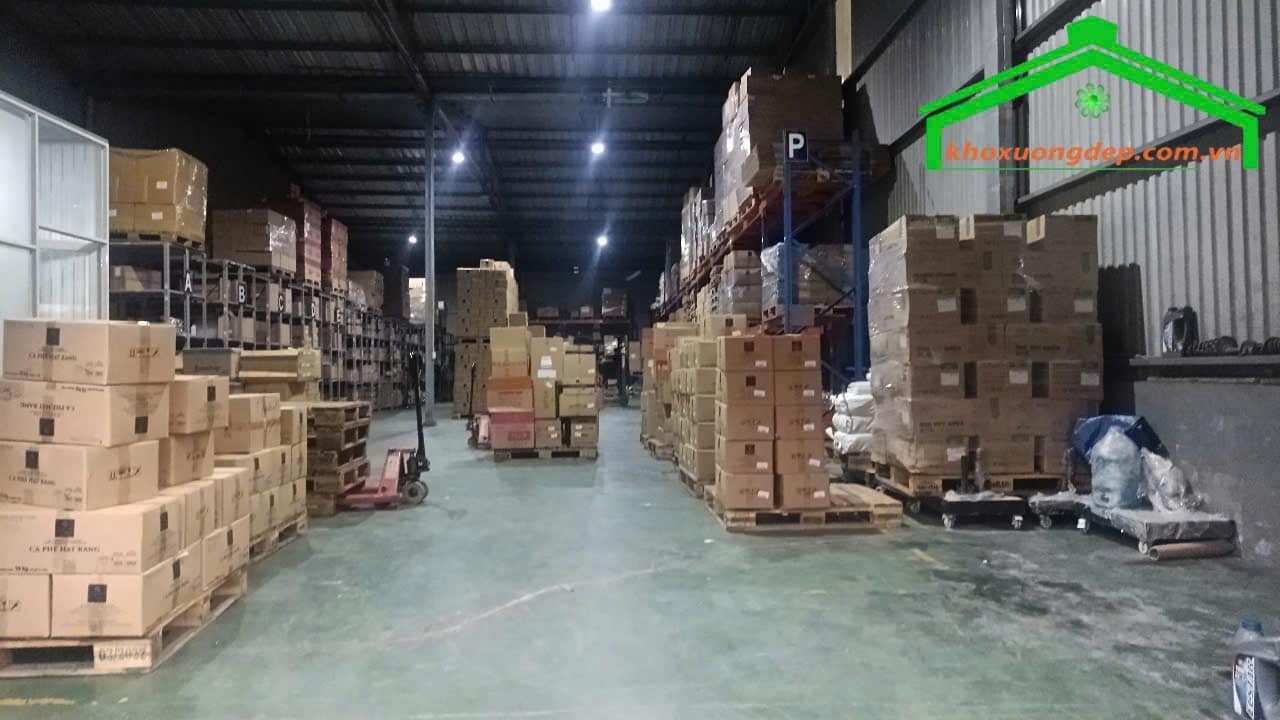 Cho thuê kho xưởng 500m2 KCN Sóng Thần, Bình Dương