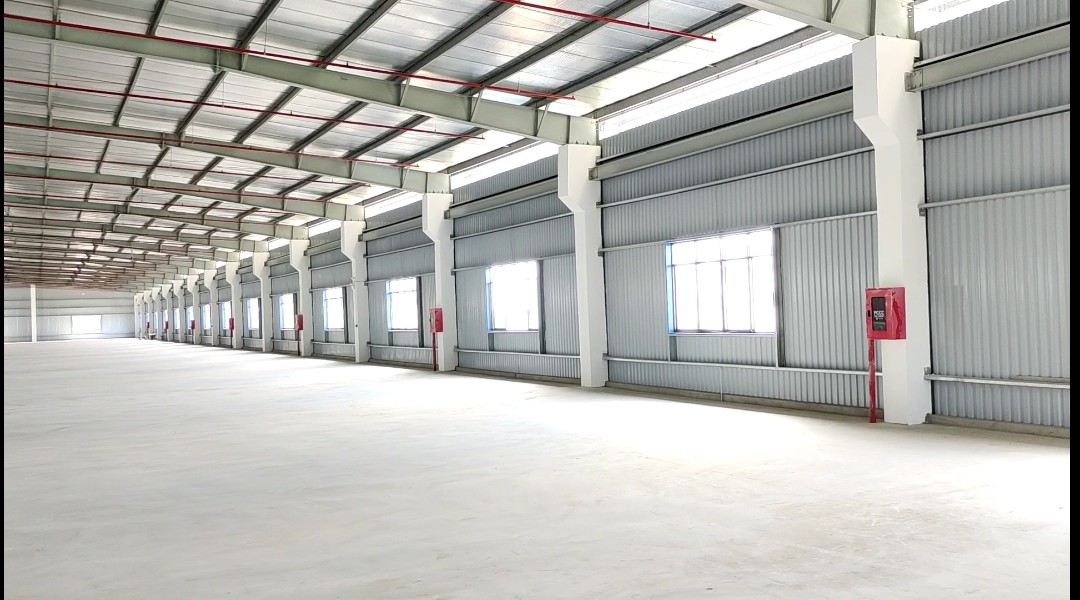 Giá cho thuê kho xưởng tại khu công nghiệp Đức Hòa Long An mới nhất
