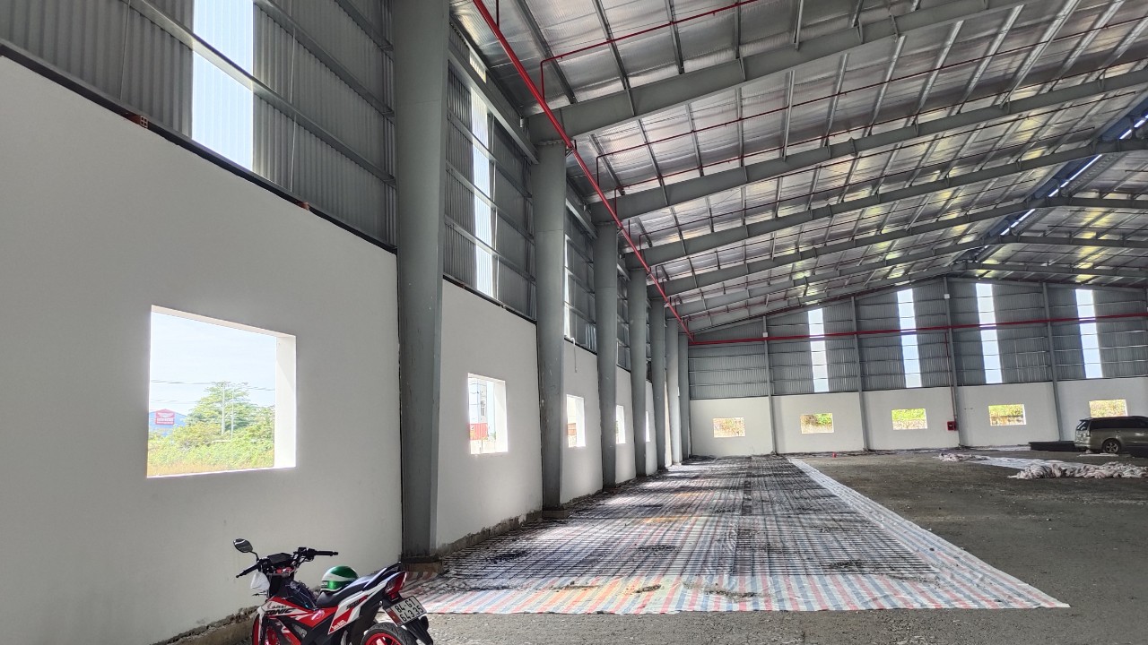 Kho xưởng mới xây cho thuê 3300 đến 6600m2, 10000m2 đất kcn Hải Sơn
