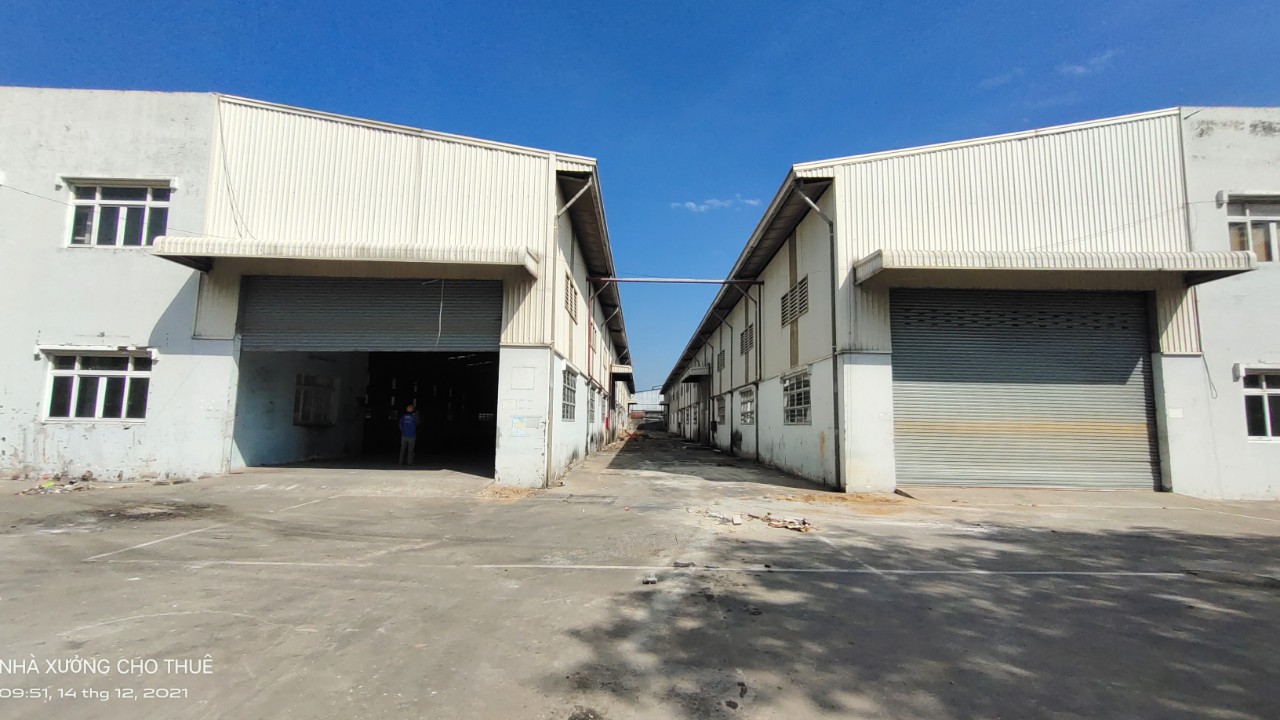 Cho thuê kho xưởng 2 mặt tiền 10000m2 giá rẻ tại KCN Hải Sơn, Long An.