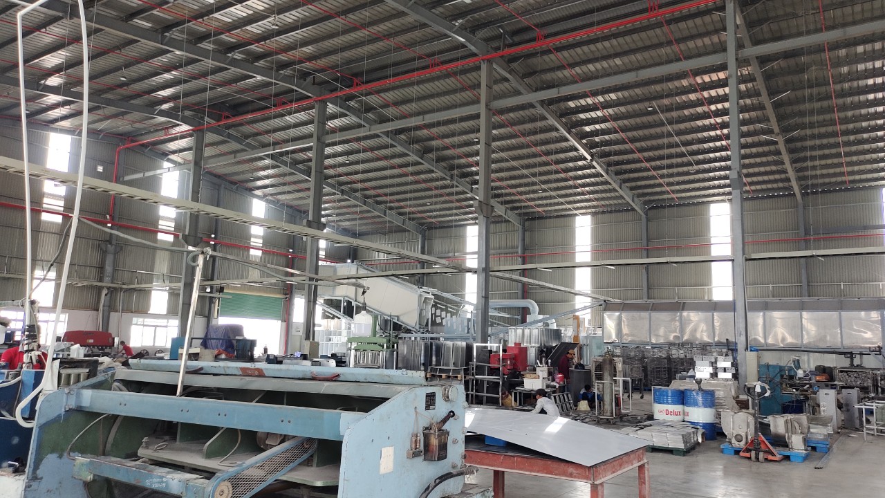 Cho thuê kho xưởng mới xây 5100m2 gía rẻ KCN Hải Sơn, Đức Hòa, Long An