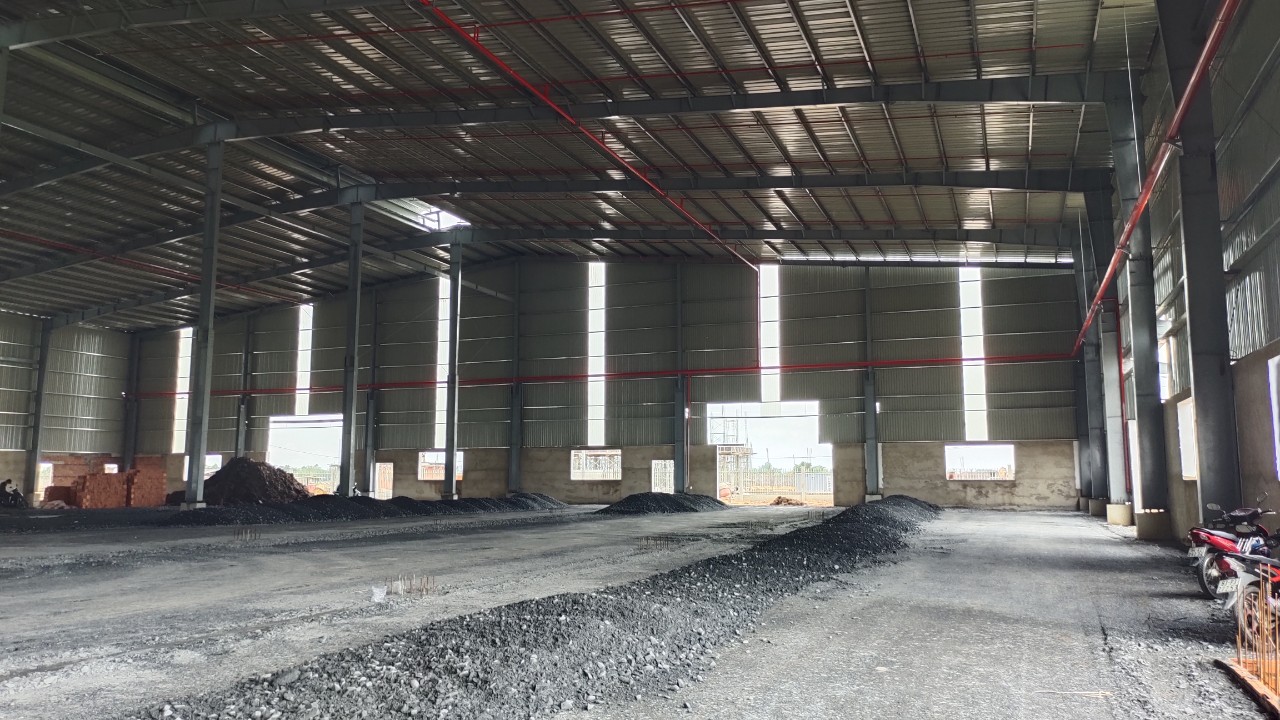 Cho thuê kho xưởng mới xây 4200m2 gía rẻ KCN Hải Sơn, Đức Hòa, Long An