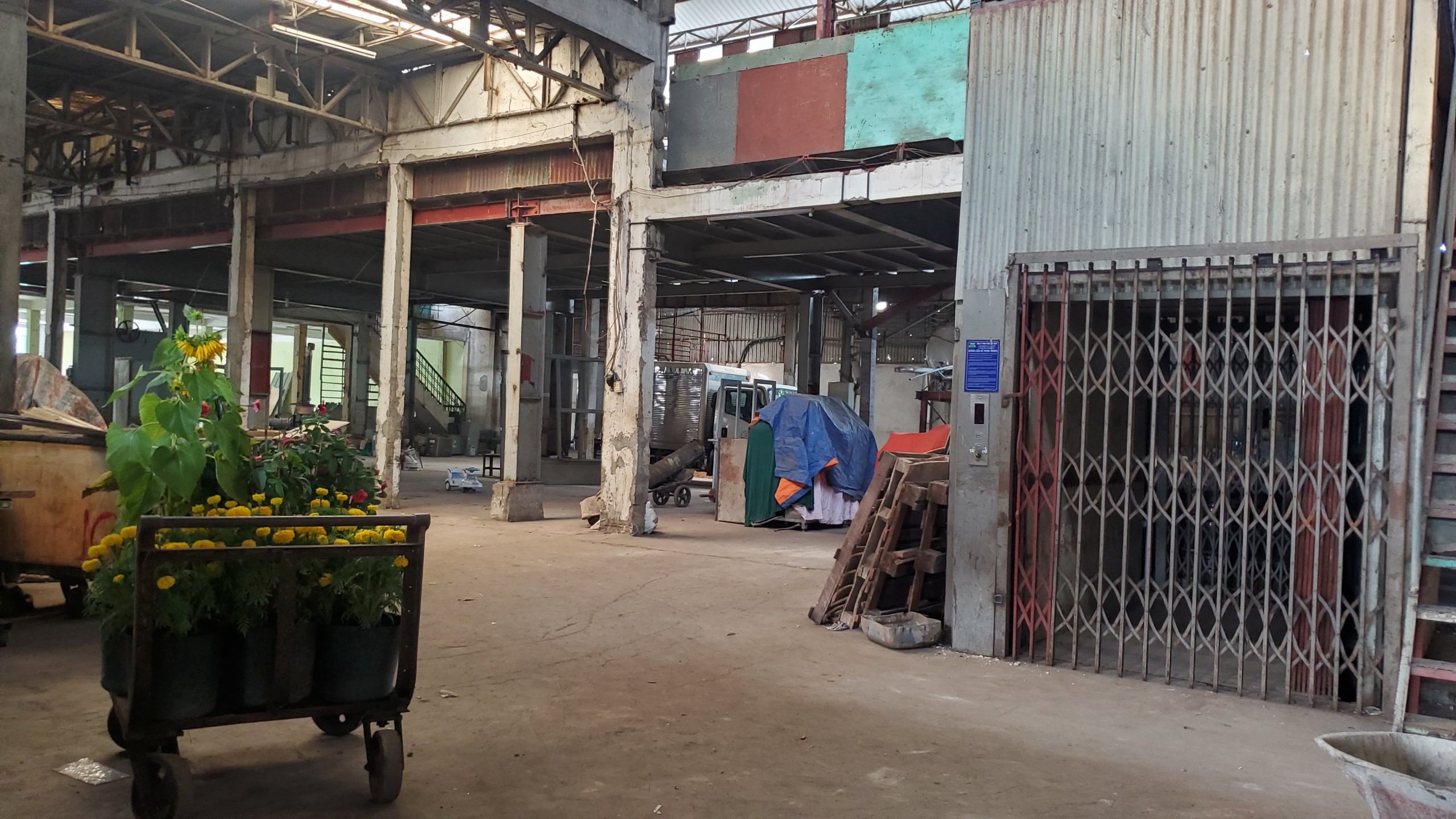 Cho thuê kho xưởng 2100m2 giá rẻ tại Nguyễn Văn Quá, Quận 12