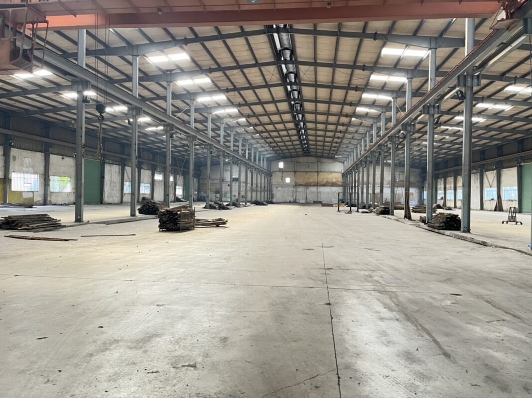 Xưởng cho thuê kcn Tân Tạo Bình Tân 11000m pccc nghiệm thu có sẵn palang