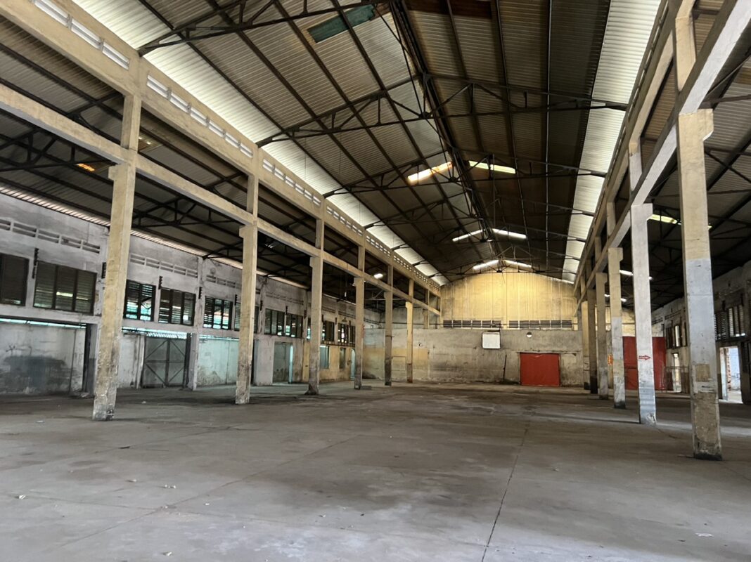 Cho thuê kho 2000m2 Luỹ Bán Bích, P.Tân Thới Hoà, Q.Tân Phú.