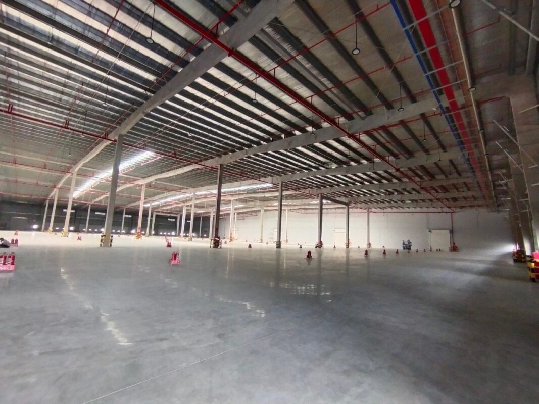 Kho xưởng đẹp cho thuê 10.000m2 kcn Tân Đô, huyện Đức Hoà