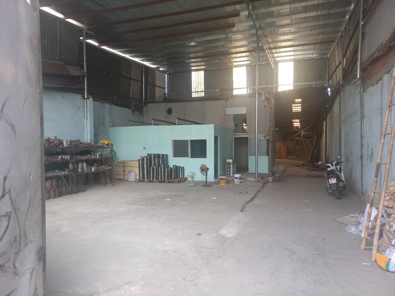 Xưởng cho thuê 2600m2 xã Thới Tam Thôn, huyện Hóc Môn, Tp HCM
