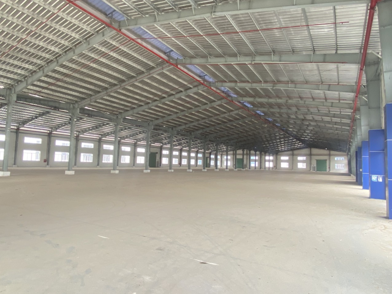 Cho thuê xưởng 6400m2 trong KCN Tân Uyên, tỉnh Bình Dương