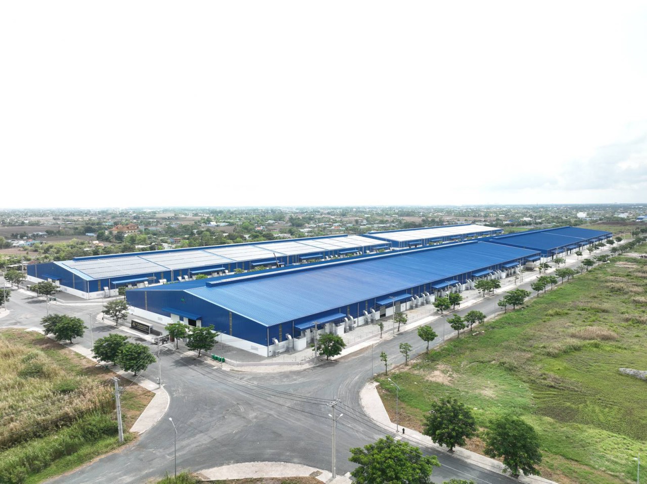 Xưởng cho thuê 19.200m2 trong kcn huyện Cần Đước, Long An