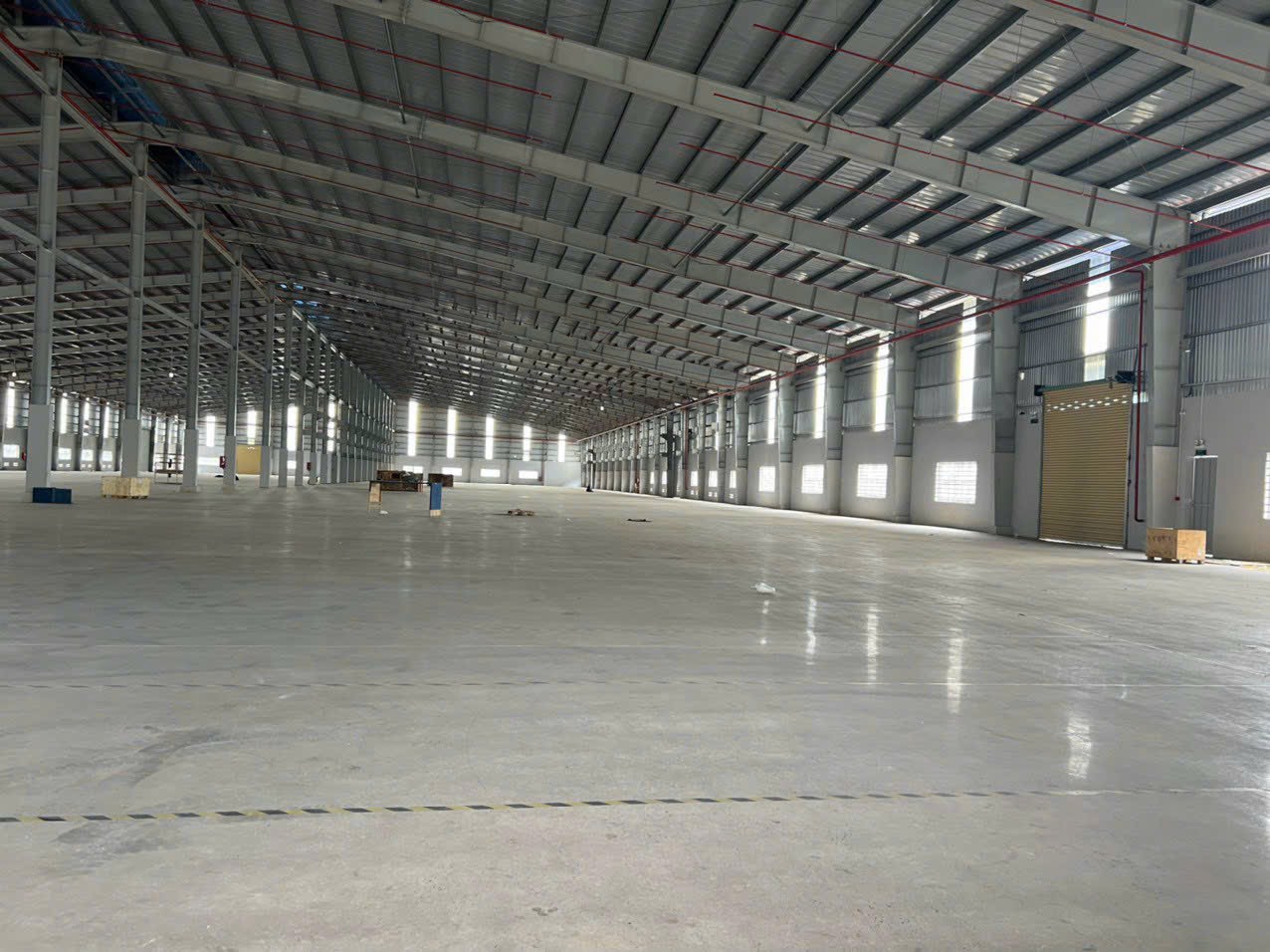 Cho thuê kho xưởng 3.895 m2 trong KCN Huyện Đức Hòa, Tỉnh Long An
