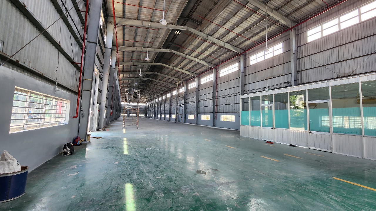 Cho thuê kho xưởng 1.500 m2 KCN Xuyên Á, Đức Hòa, Long An
