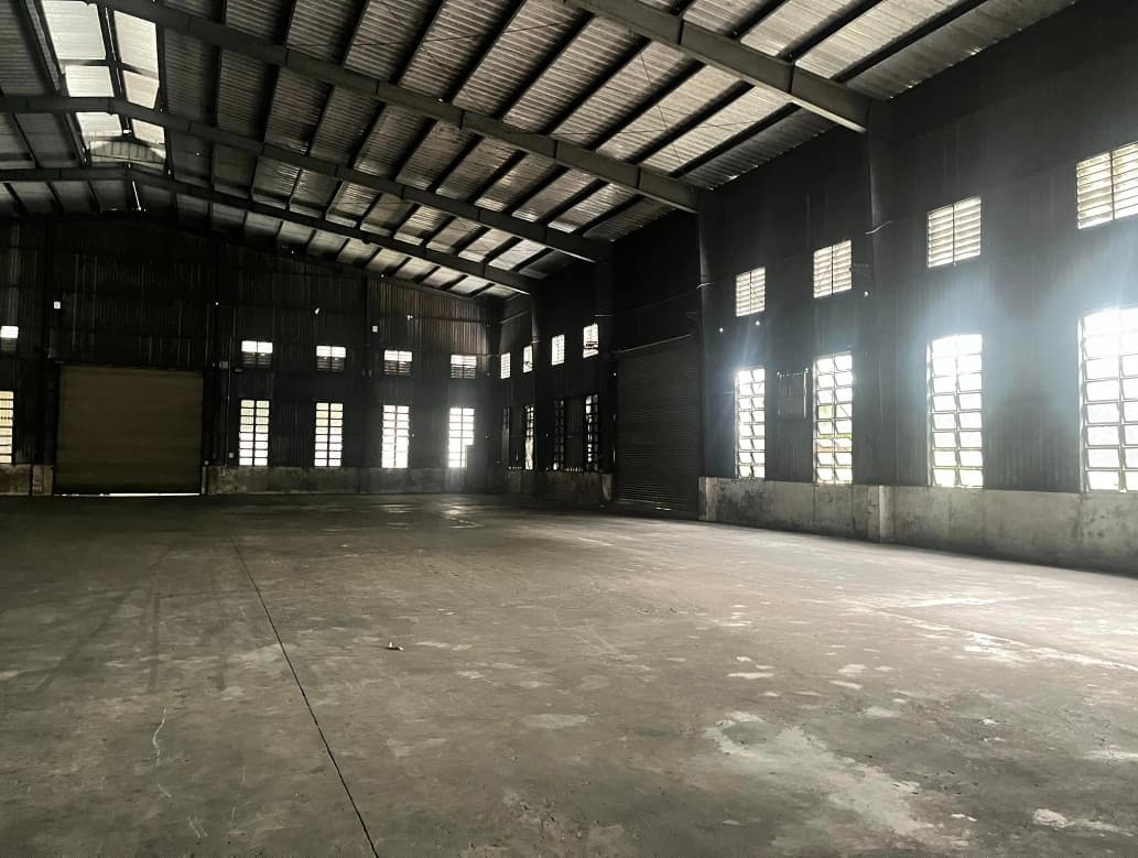Cho thuê kho xưởng 5.100 m2 mặt tiền Quốc Lộ 1A, Bến Lức, Long An