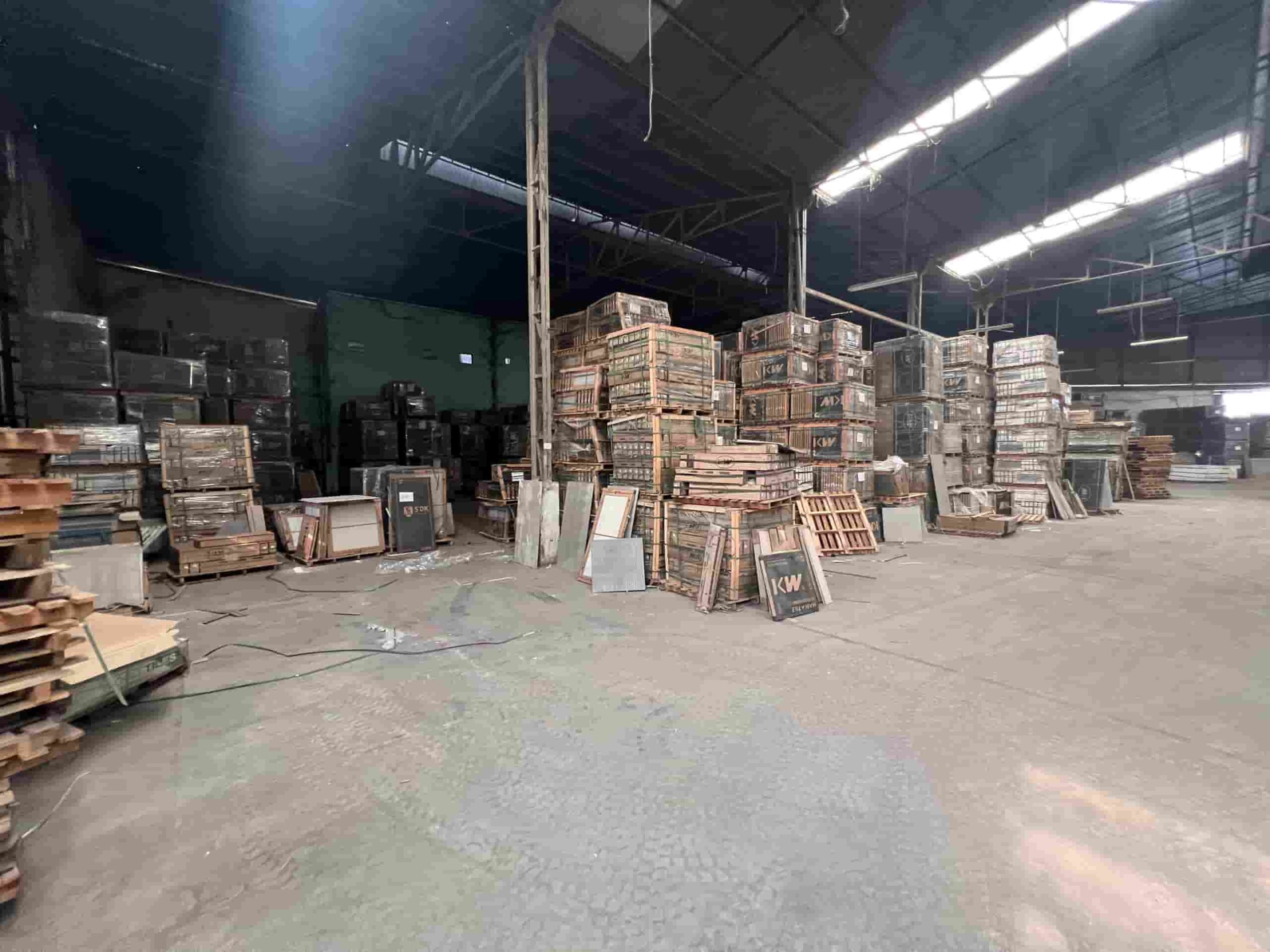 Cho thuê kho xưởng 1500 m2 tại Quốc Lộ 1A, Bình Chánh