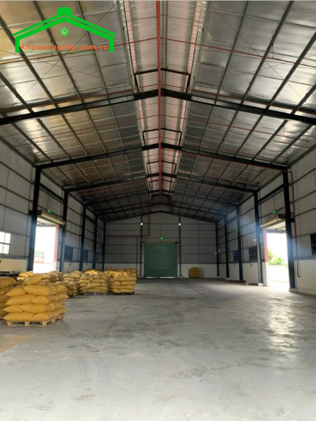 Cho thuê kho xưởng 900 m2 ngoài KCN tại Xã Long Hiệp, Huyện Bến Lức, Tỉnh Long An