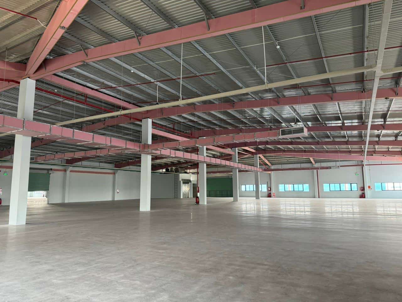 Cho thuê kho xưởng 6.315 m2 trong KCN Xuyên Á, Đức Hòa, Long An