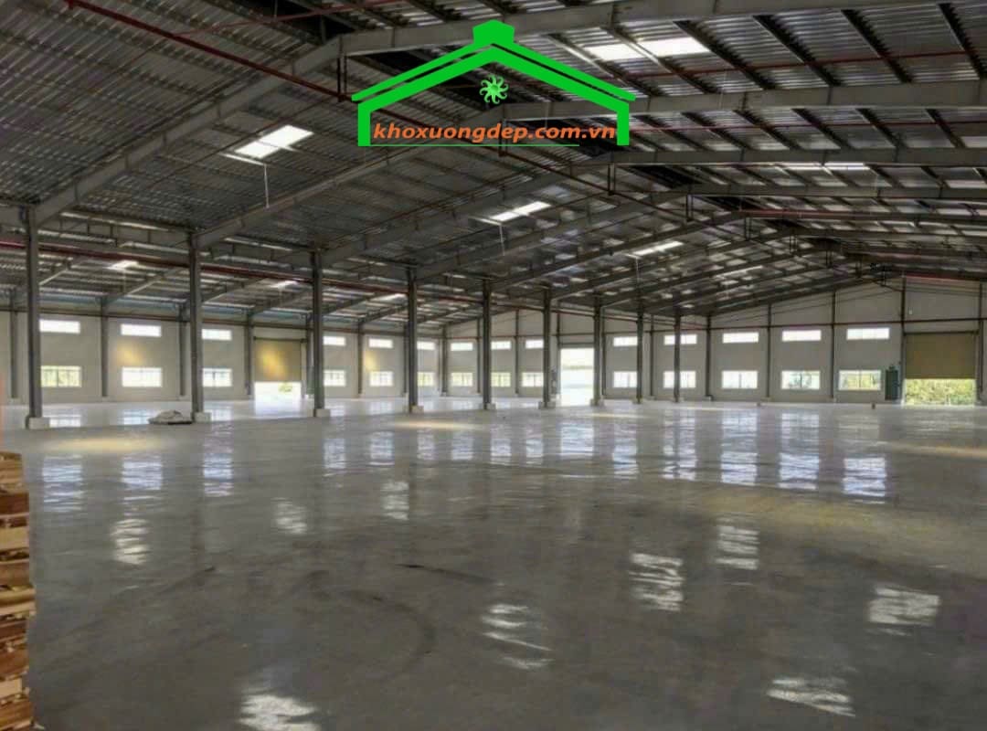 Cho thuê kho xưởng 15.000m2 Tân Uyên, Bình Dương giá cực rẻ