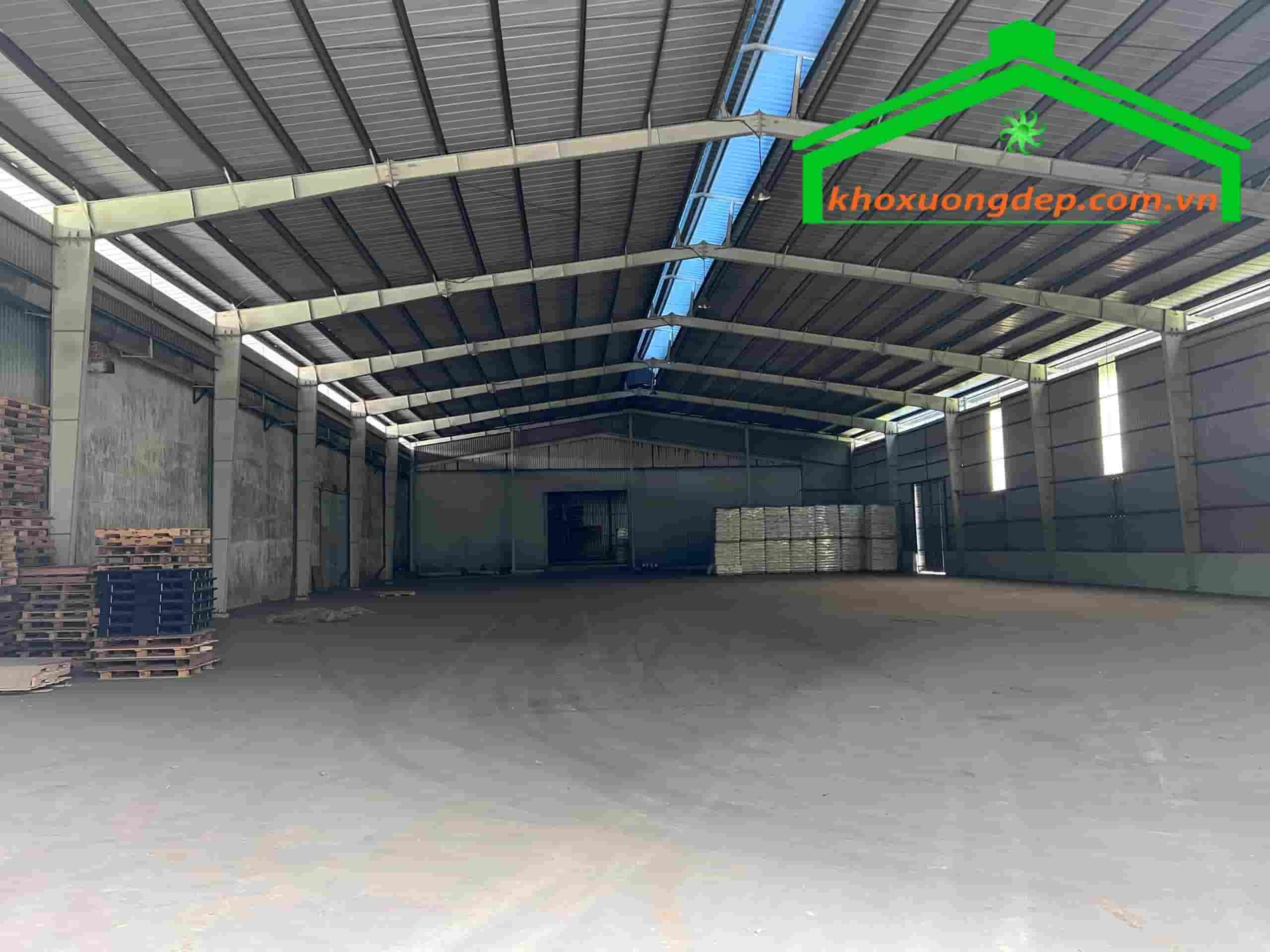 Cho thuê kho xưởng 2500m2 KCN Tân Đông Hiệp A, Dĩ An, Bình Dương