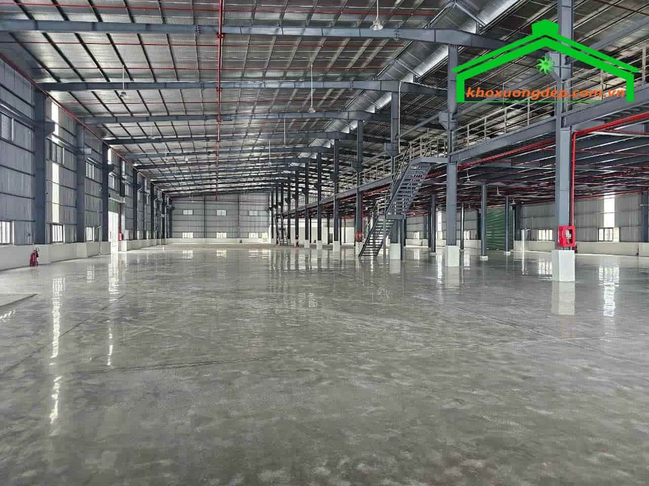 Cho thuê kho xưởng 5500m2 KCN VSIP2, Tân Uyên, Bình Dương