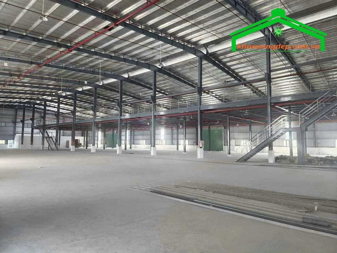 Cho thuê kho xưởng 5600m2 KCN VSIP2 Tân Uyên, Bình Dương