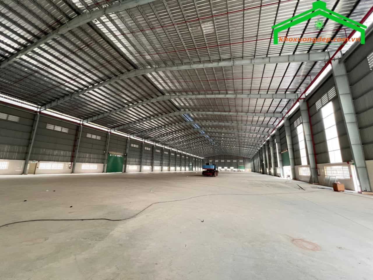 Cho thuê kho xưởng 10.000m2 trong KCN Hải Sơn, Long An