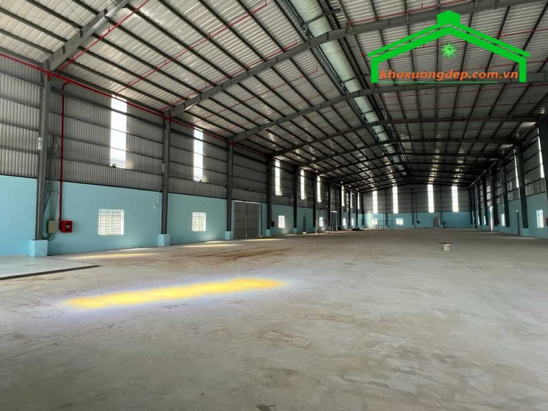 Cho thuê kho xưởng 2400m2 KCN Hải Sơn, Đức Hòa, Long An