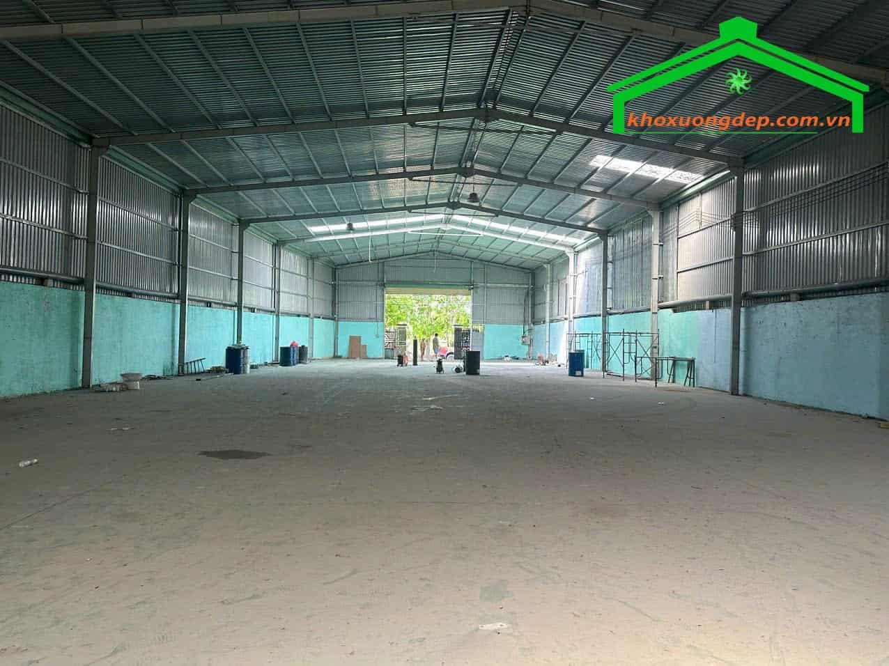 Cho thuê kho xưởng 900m2 Tân Uyên, Bình Dương