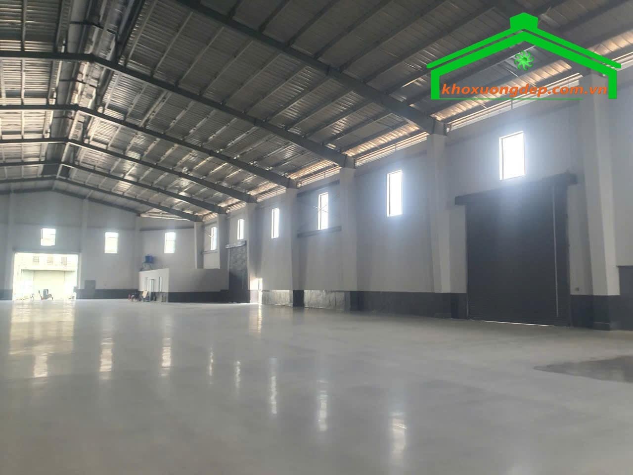 Cho thuê kho xưởng 4600m2 KCN Quốc Quang, Bến Lức, Long An