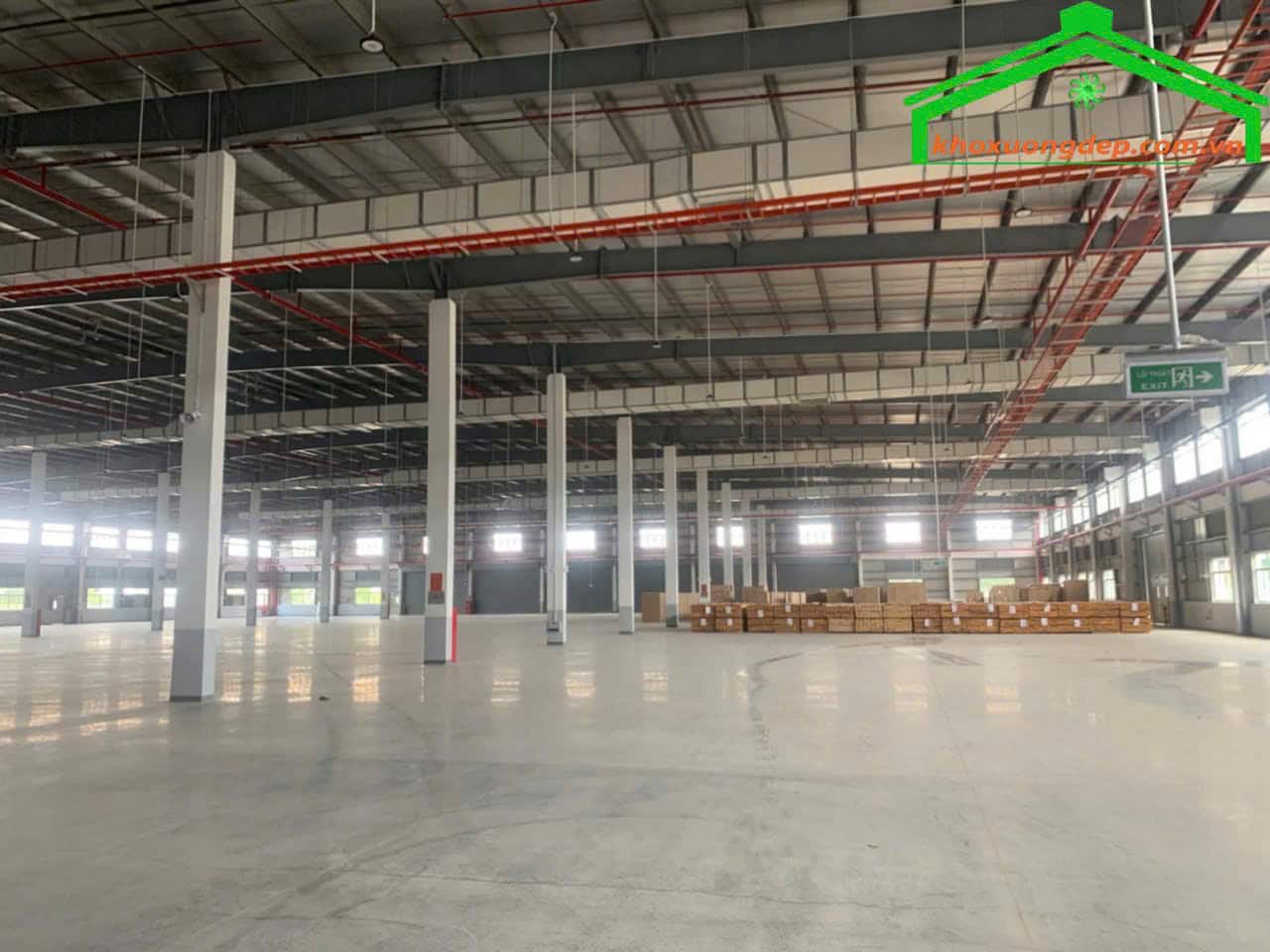 Bán nhà xưởng 10.000m2 khu công nghiệp Long Hậu, huyện Cần Giuộc, tỉnh Long An