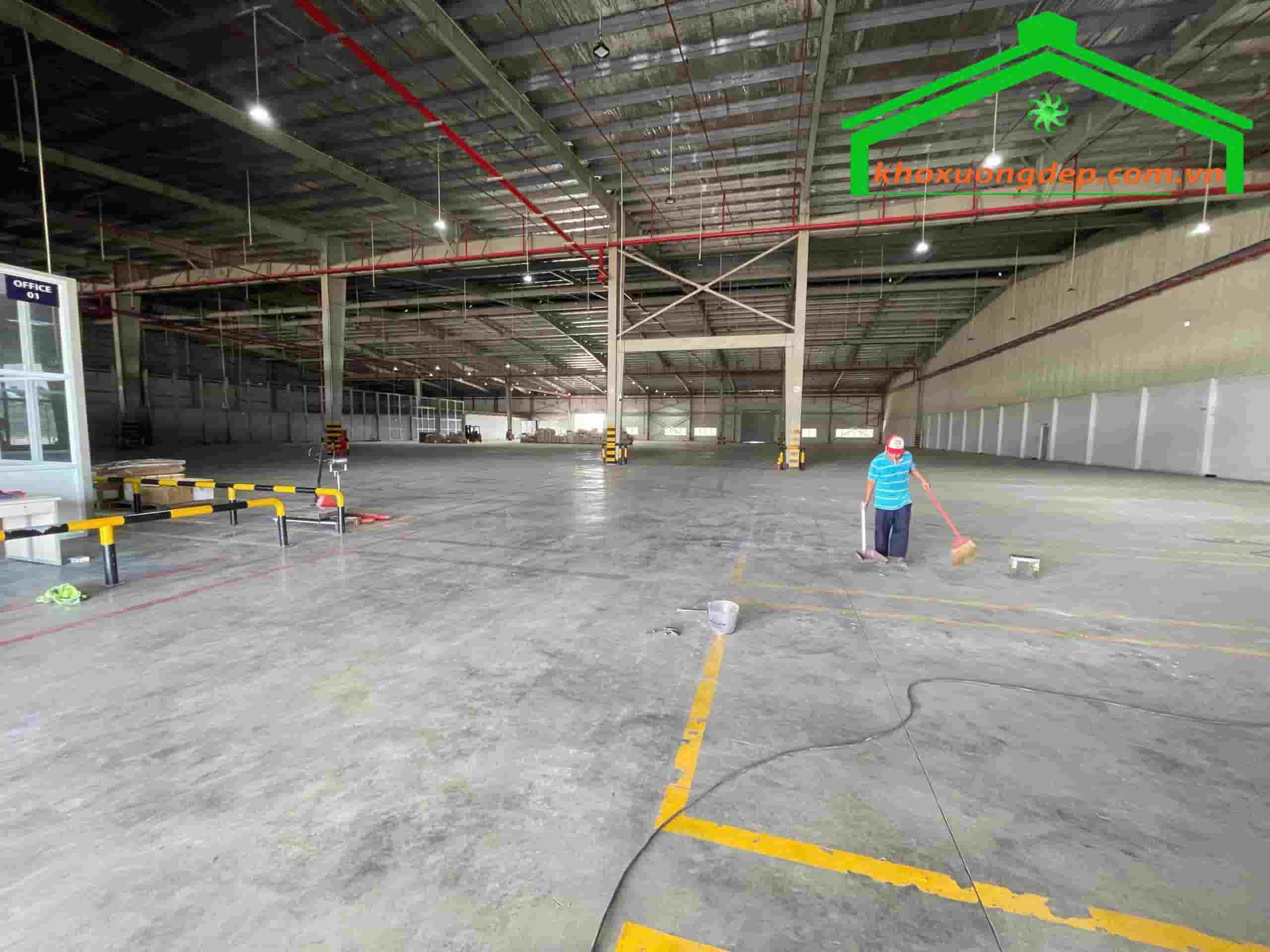 Cho thuê kho 5000m2-15000m2 gần Nguyễn Văn Linh Quận 7