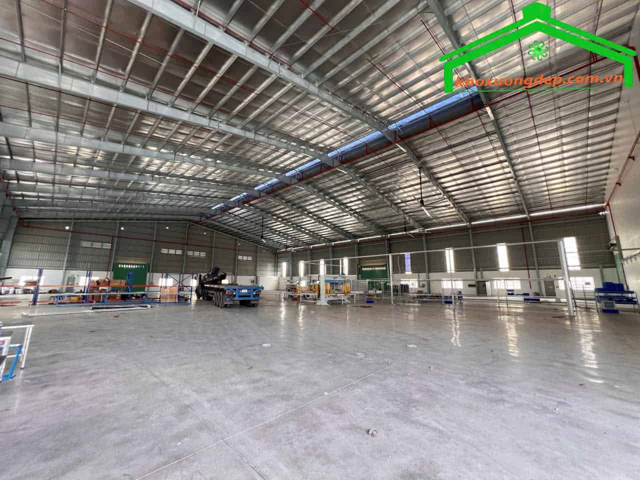 Cho thuê kho xưởng 5000m2 KCN Hải Sơn, Đức Hòa, Long An