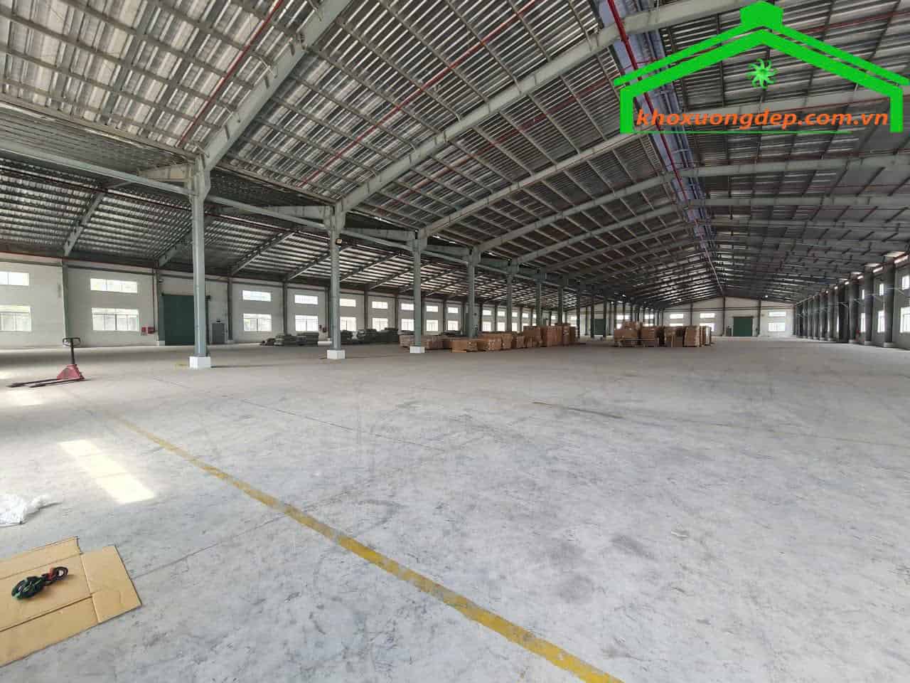 Cho thuê kho xưởng 40000m2 trong KCN tại Tân Uyên, Bình Dương