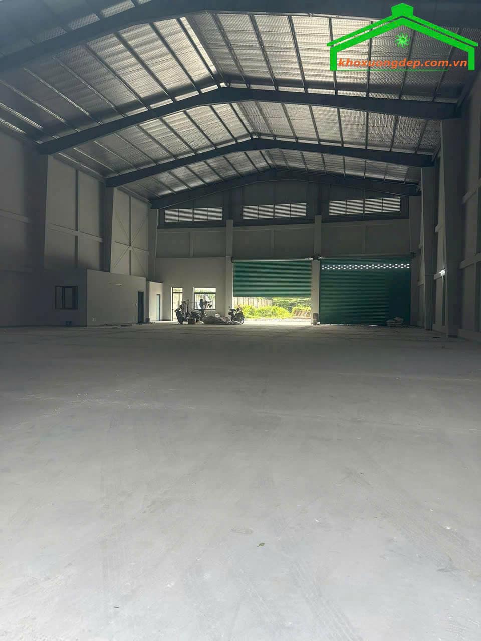 Cần cho thuê xưởng mặt tiền 2000m2 Tân Uyên, Bình Dương