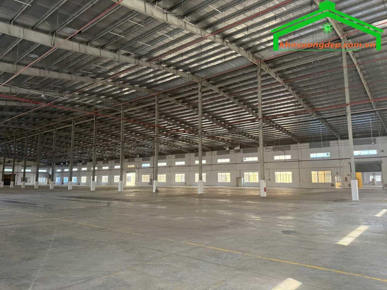 Bán nhà xưởng 5000m2 KCN Nhựt Chánh, Bến Lức, Long An mới đẹp
