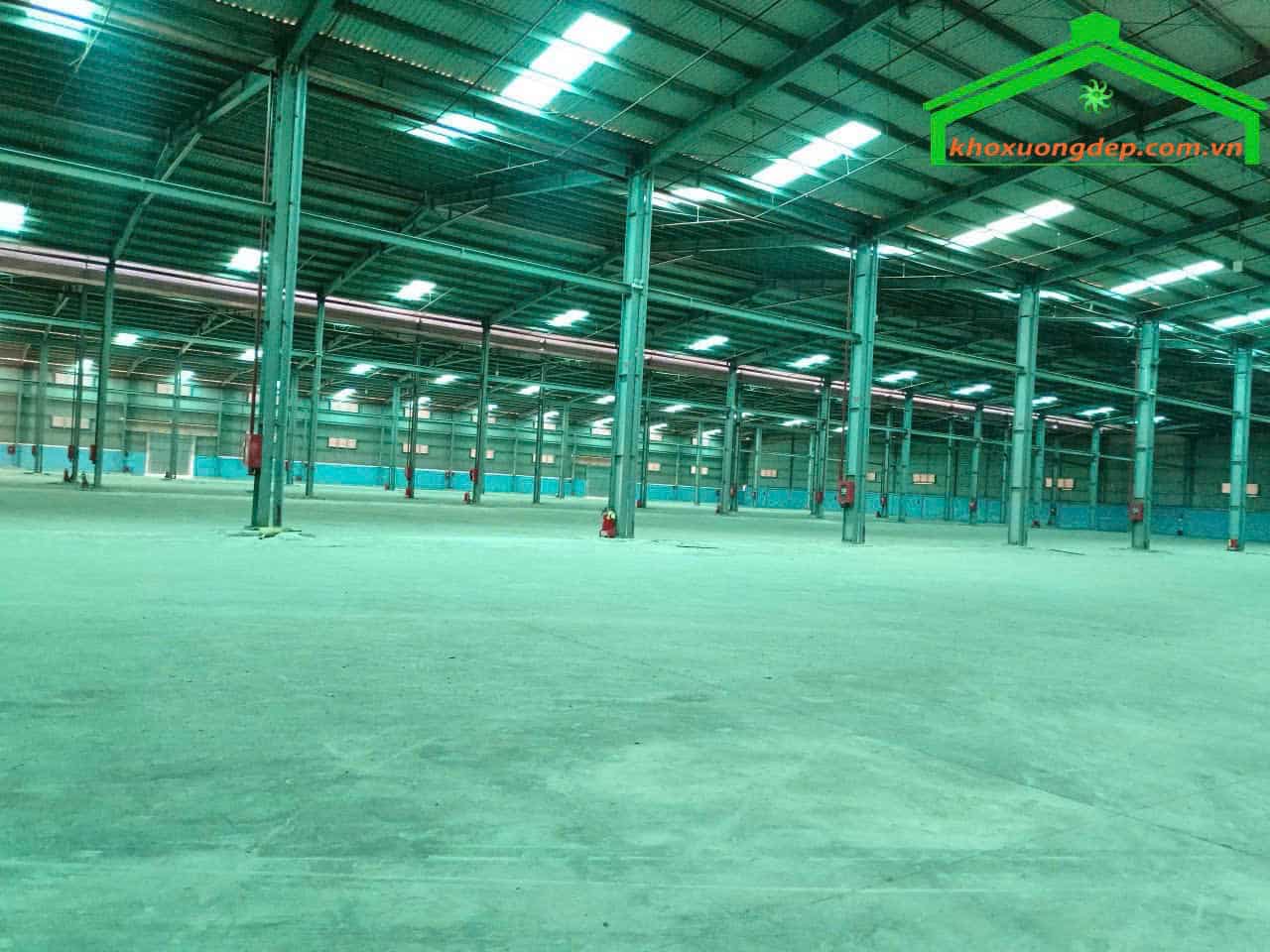 Cho thuê kho xưởng 7000m2 KCN Nhựt Chánh, Bến Lức, Long An giá rẻ