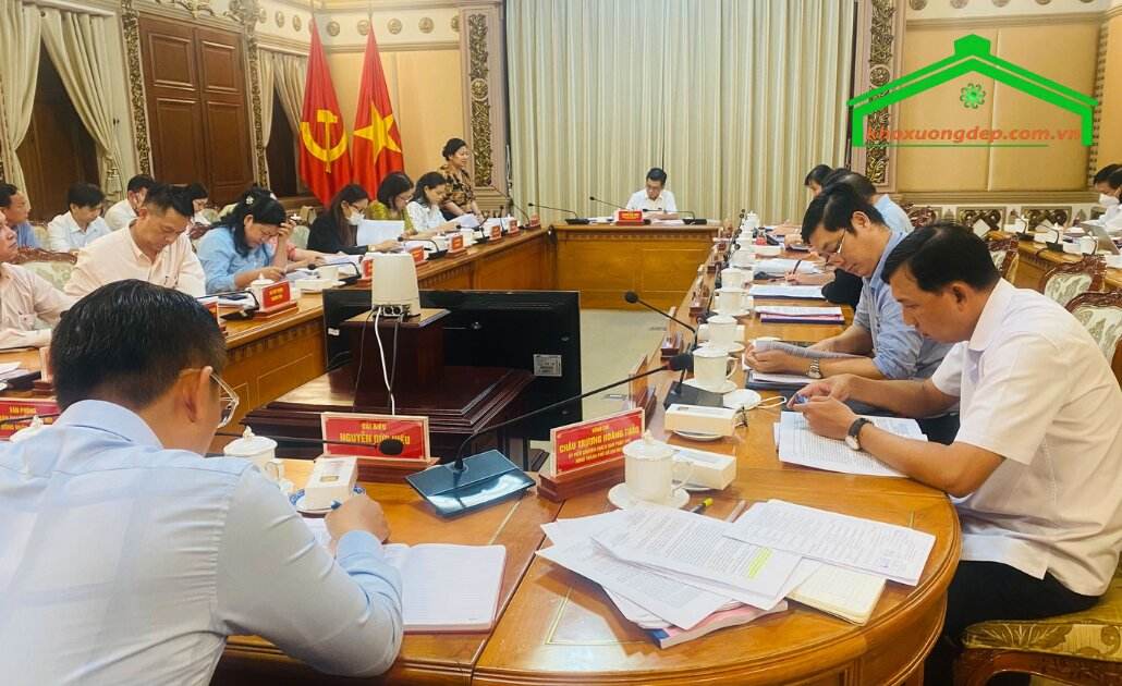 Việc tăng quyền cho cấp xã trong quản lý bất động sản đánh dấu bước chuyển quan trọng trong cải cách hành chính