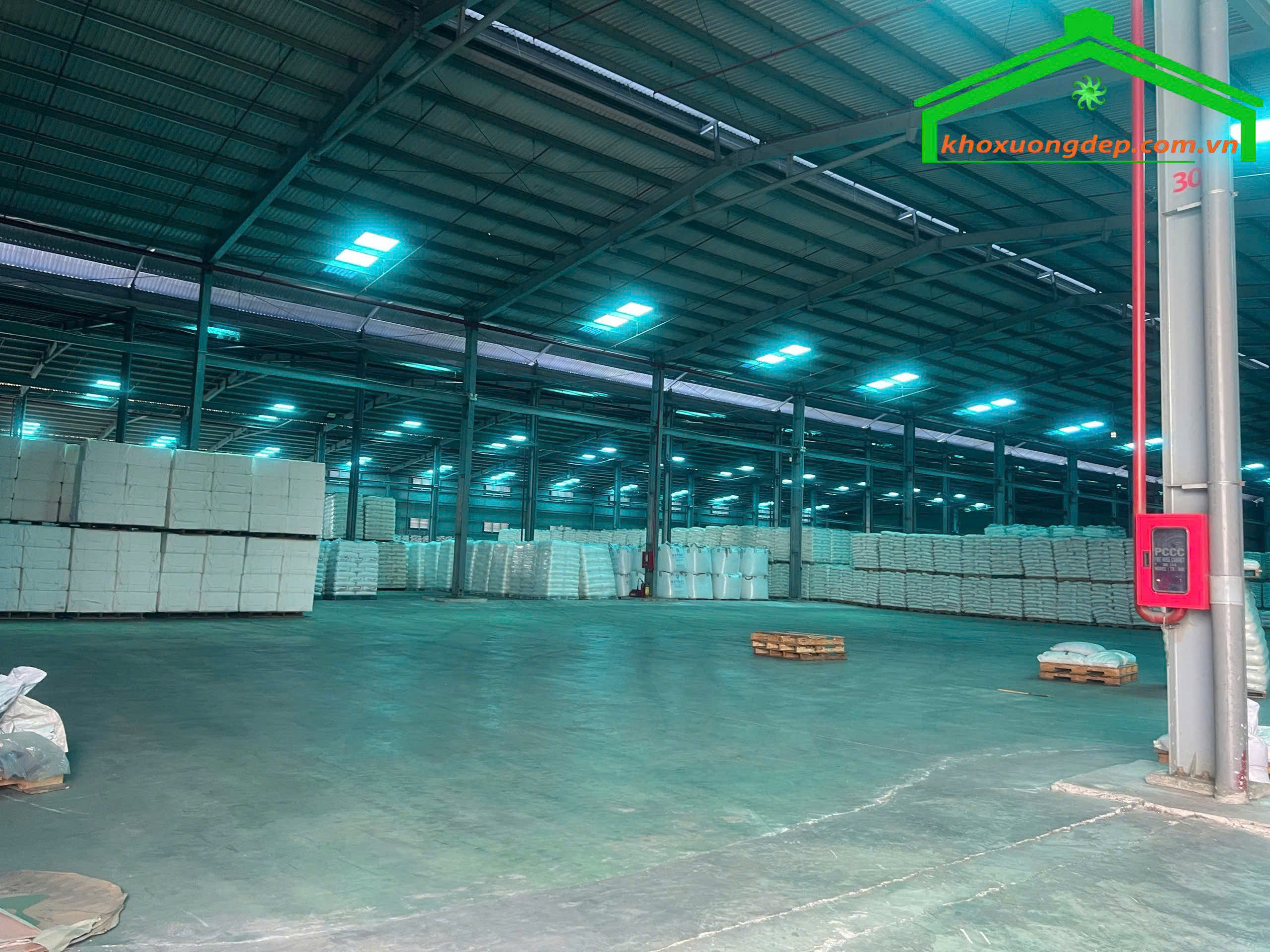 Cho thuê kho xưởng 10000-23000m2 trong KCN Hòa Phú, Vĩnh Long