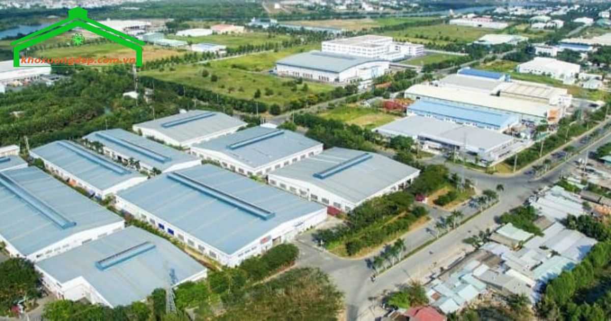 KCN Điện Nam - Điện Ngọc không chỉ cung cấp cơ sở vật chất hiện đại mà còn tạo điều kiện thuận lợi nhất cho các doanh nghiệp hoạt động, sản xuất và kinh doanh.