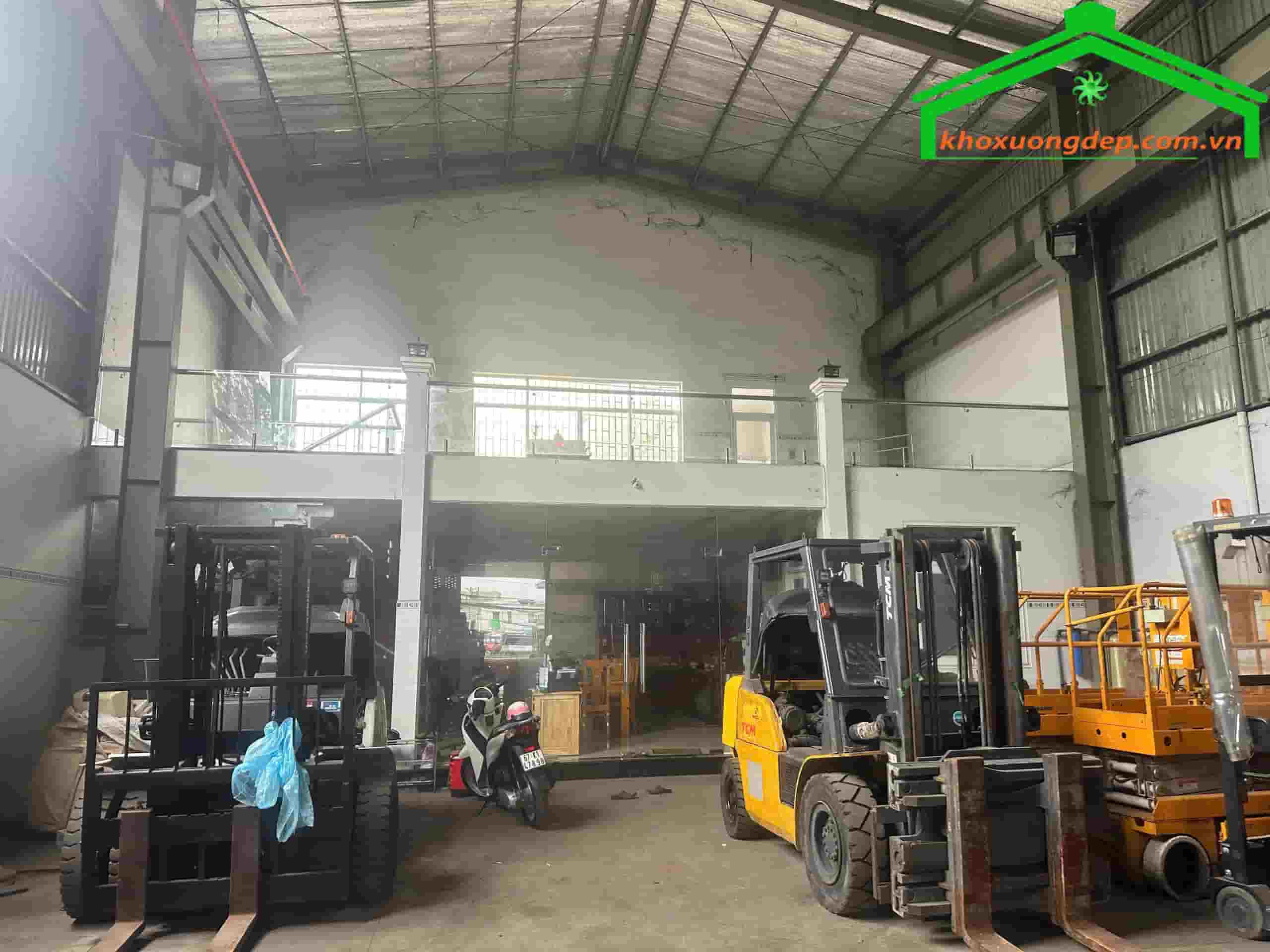 Cho thuê kho xưởng 5700m2 KCN Tân Tạo, Bình Tân
