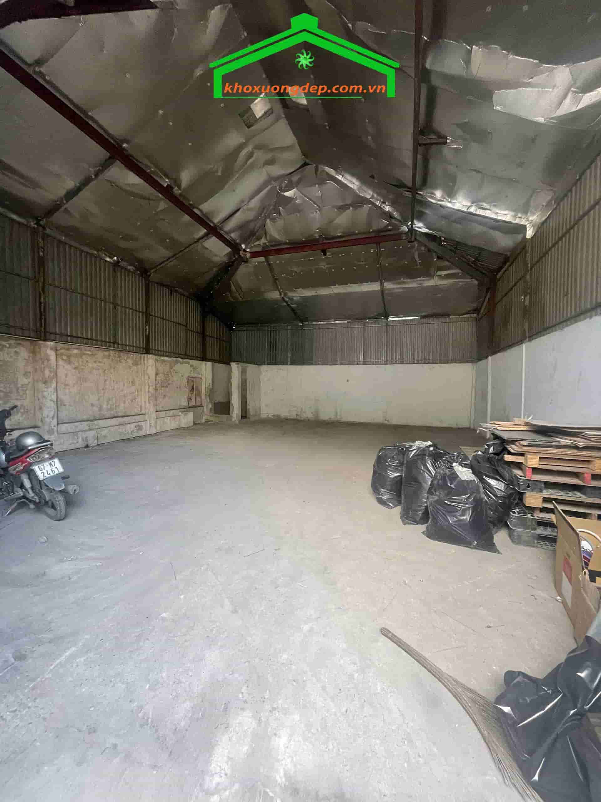 Cho thuê kho xưởng 2000m2 tại Tân Nhựt, HCM