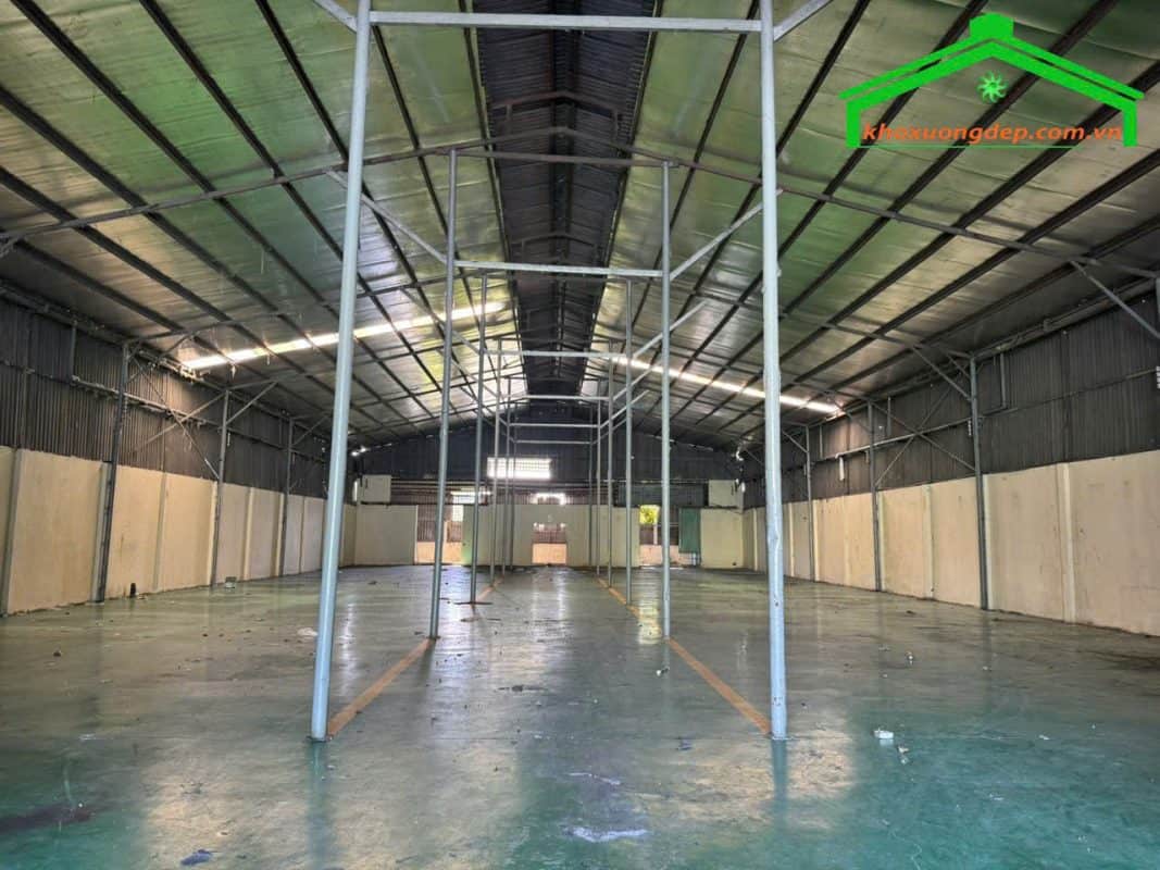 Bán nhà xưởng 1200m2 tại Lê Đình Chi, Bình Lợi