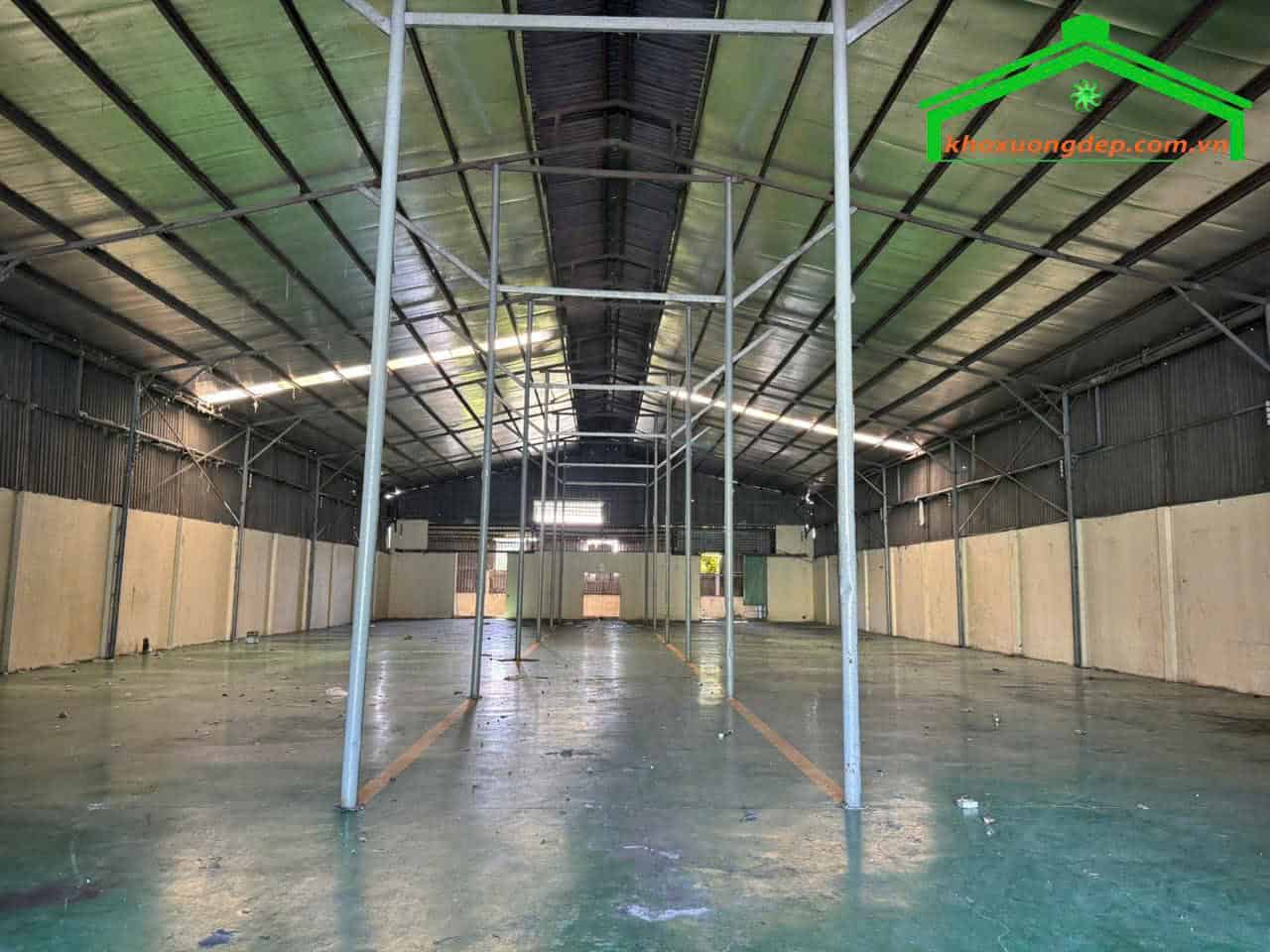 Bán nhà xưởng 1200m2 tại Lê Đình Chi, Bình Lợi