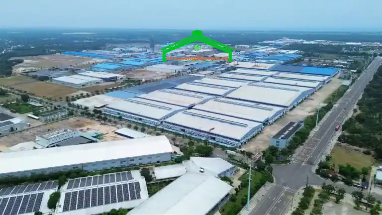 Kênh thuê kho chứa hàng, nhà xưởng sản xuất nhanh chóng